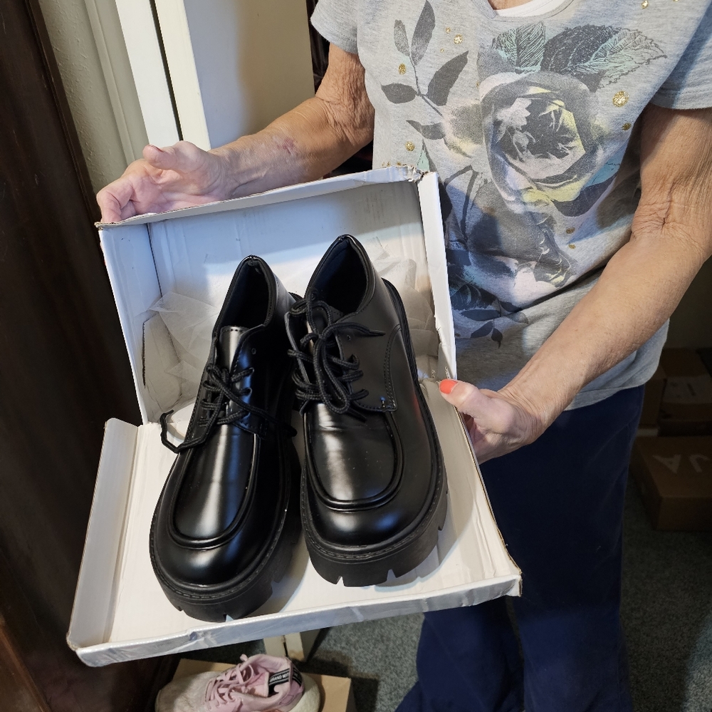 Black oxfords sz 7